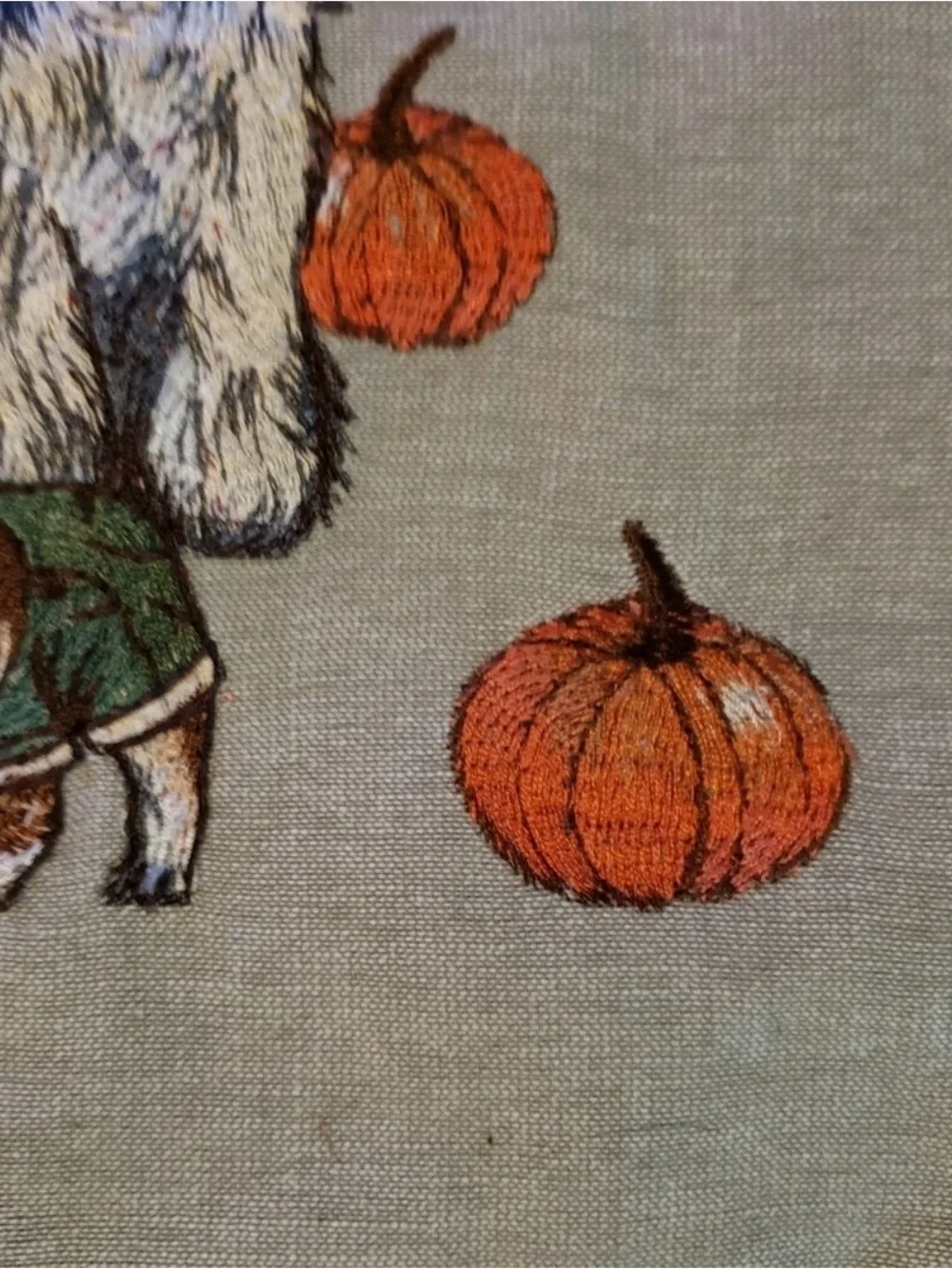 Pier 1 Imports Embroidered Dogs Fall Autumn Halloween Table Runner 13”x72